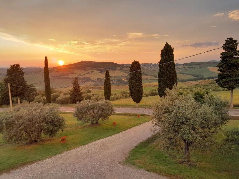 Agriturismo Barbi Монтикело Екстериор снимка